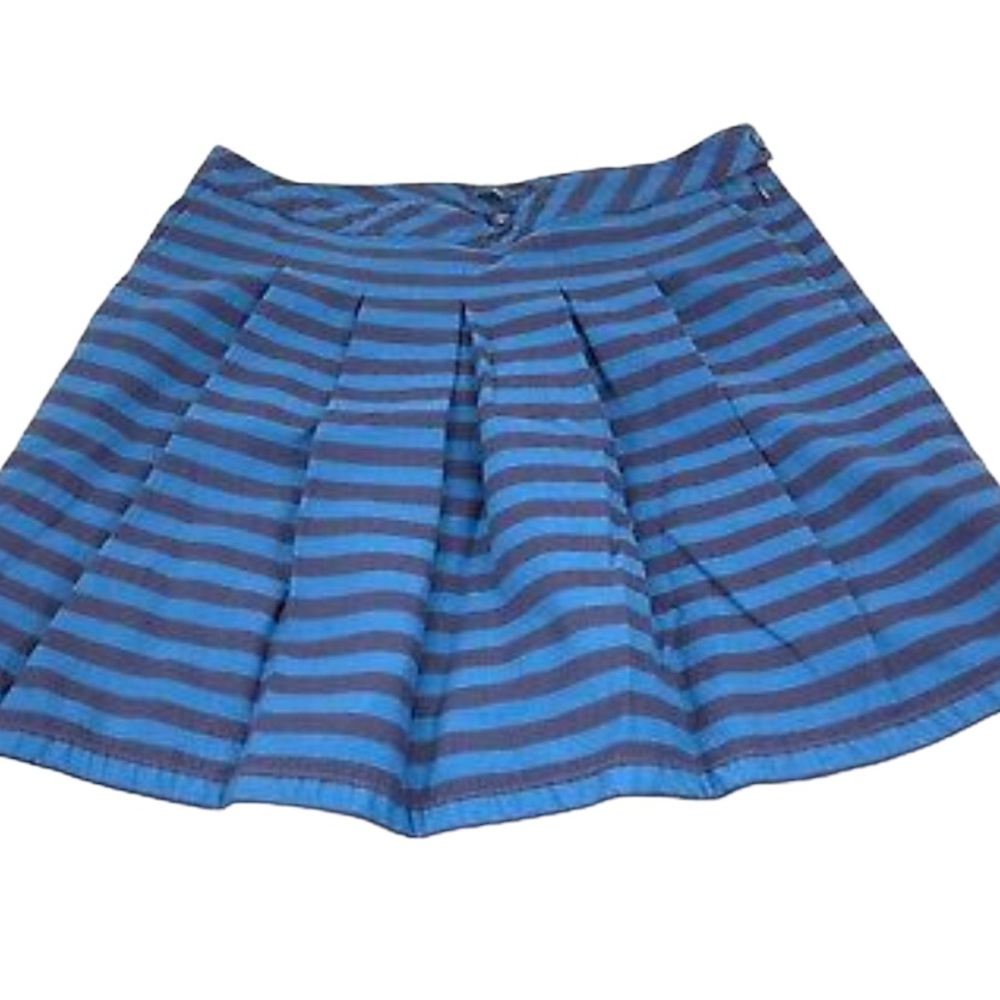 Gap Size 0 Blue and Navy Blue Strip Skirt. Used Once. Excellent Condition.